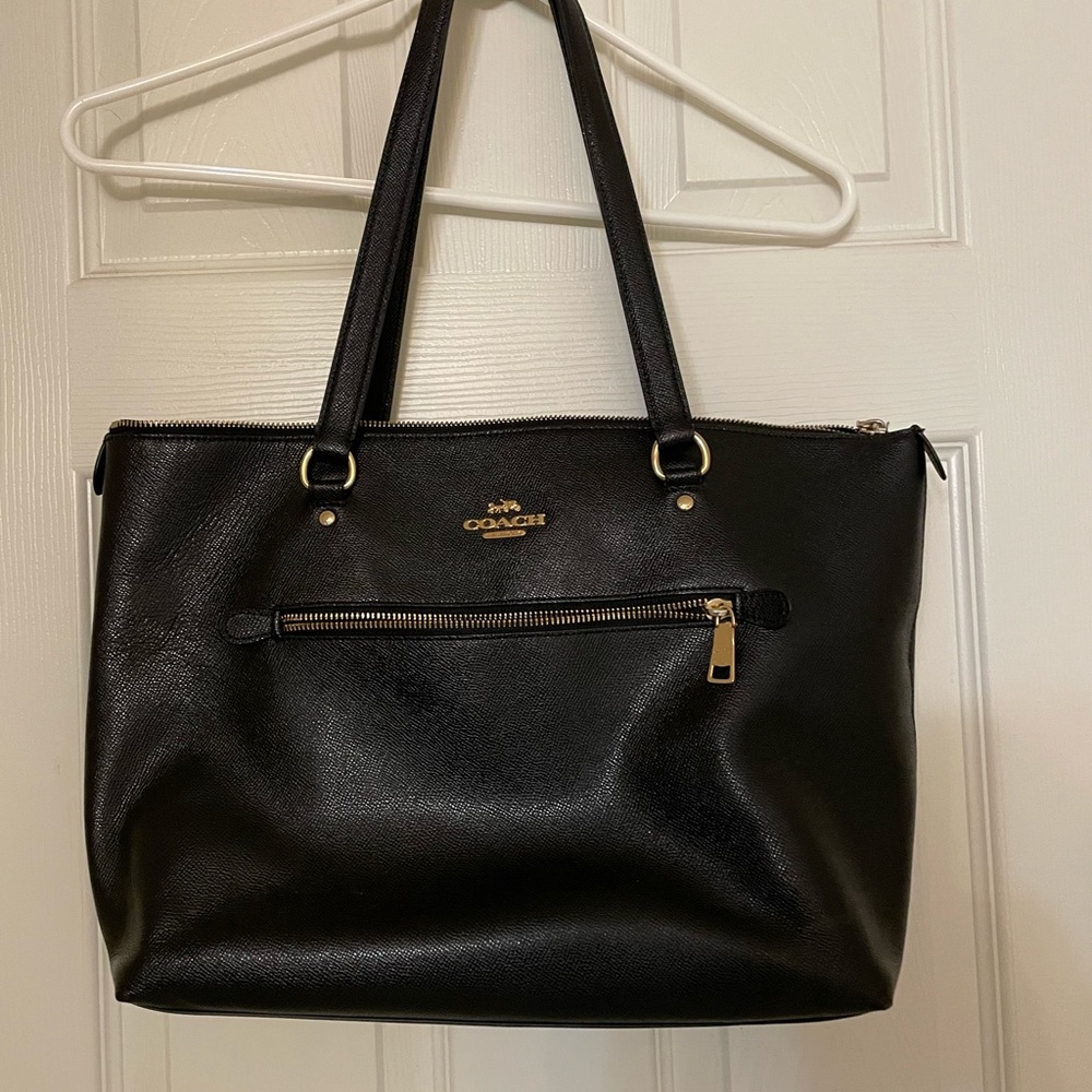 Coach Classic Black Leather Tote